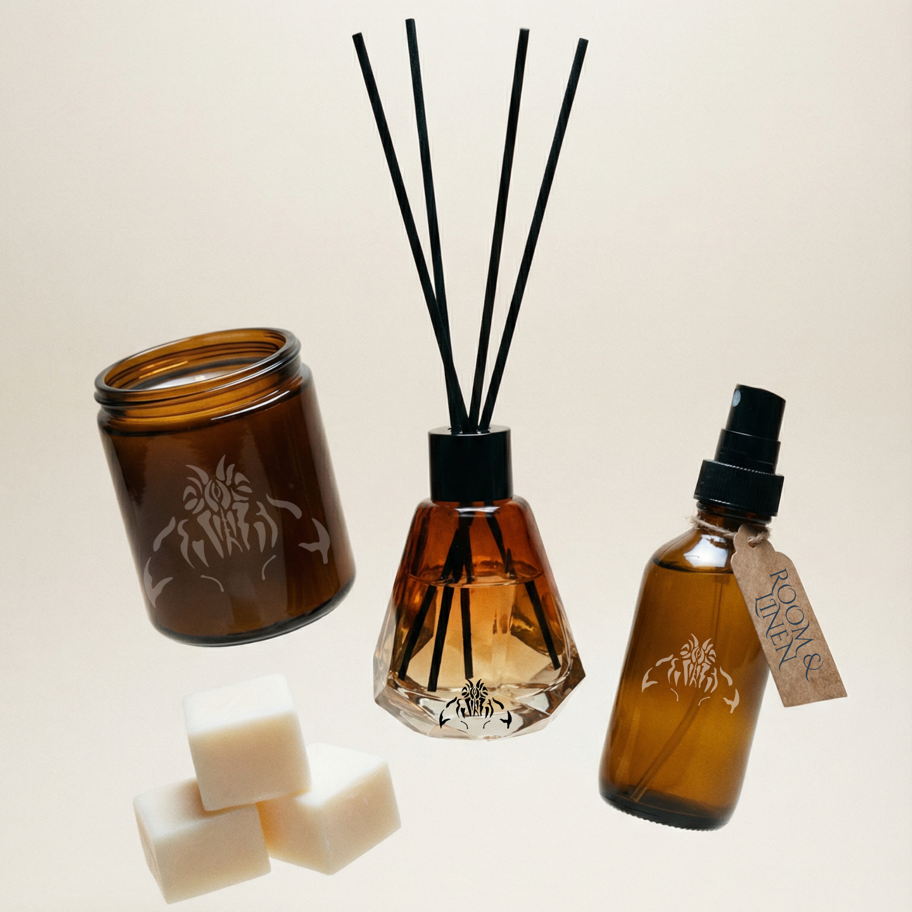 BonStudios Clean Scent Home Fragrance Gift set includes 1 candle and 1 room and linen spray